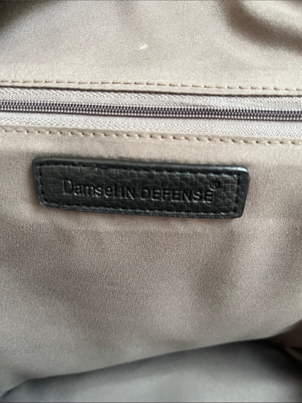 🖤 NWT Damsel In Defense Multi Shay Backpack Black Concealed Carry - Picture 16 of 16